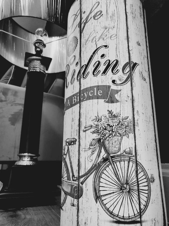 Romeo & Juliet'S With Private Parking Apartment Stratford-upon-Avon Ngoại thất bức ảnh